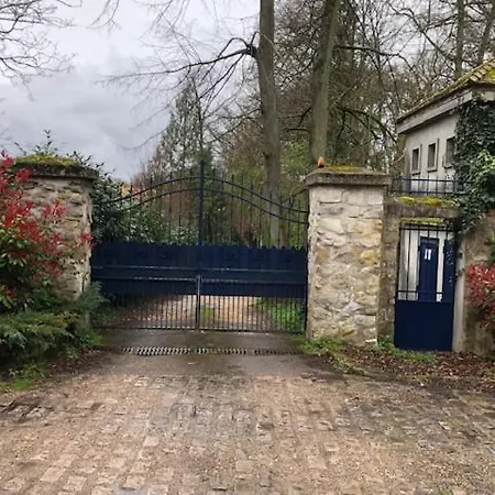 La Maison Des Trois Forets 3*